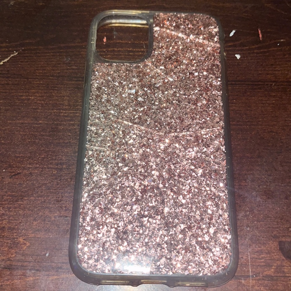 Shimmery gold iPhone 11 case